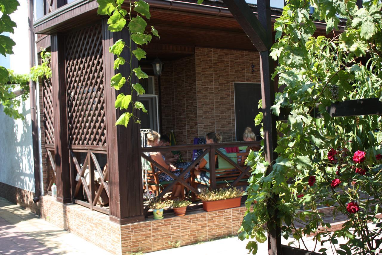 Akvitaniya Mini-Hotel Zatoka Bagian luar foto