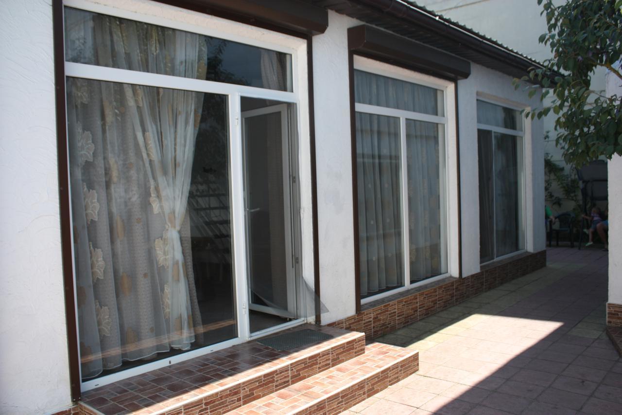 Akvitaniya Mini-Hotel Zatoka Bagian luar foto