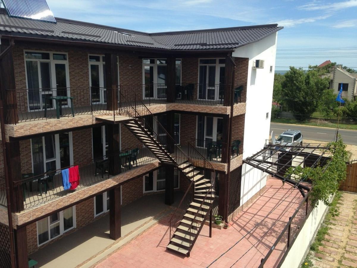 Akvitaniya Mini-Hotel Zatoka Bagian luar foto