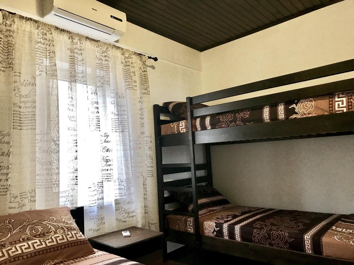 Akvitaniya Mini-Hotel Zatoka Bagian luar foto